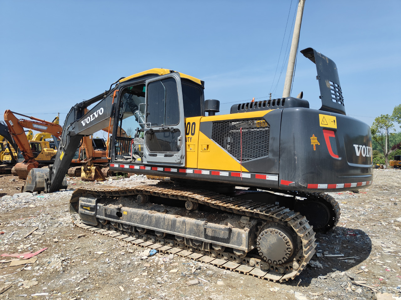 VOLVO EC300 - Гусеничный экскаватор: фото 2 VOLVO EC300 - Гусеничный экскаватор: фото 2