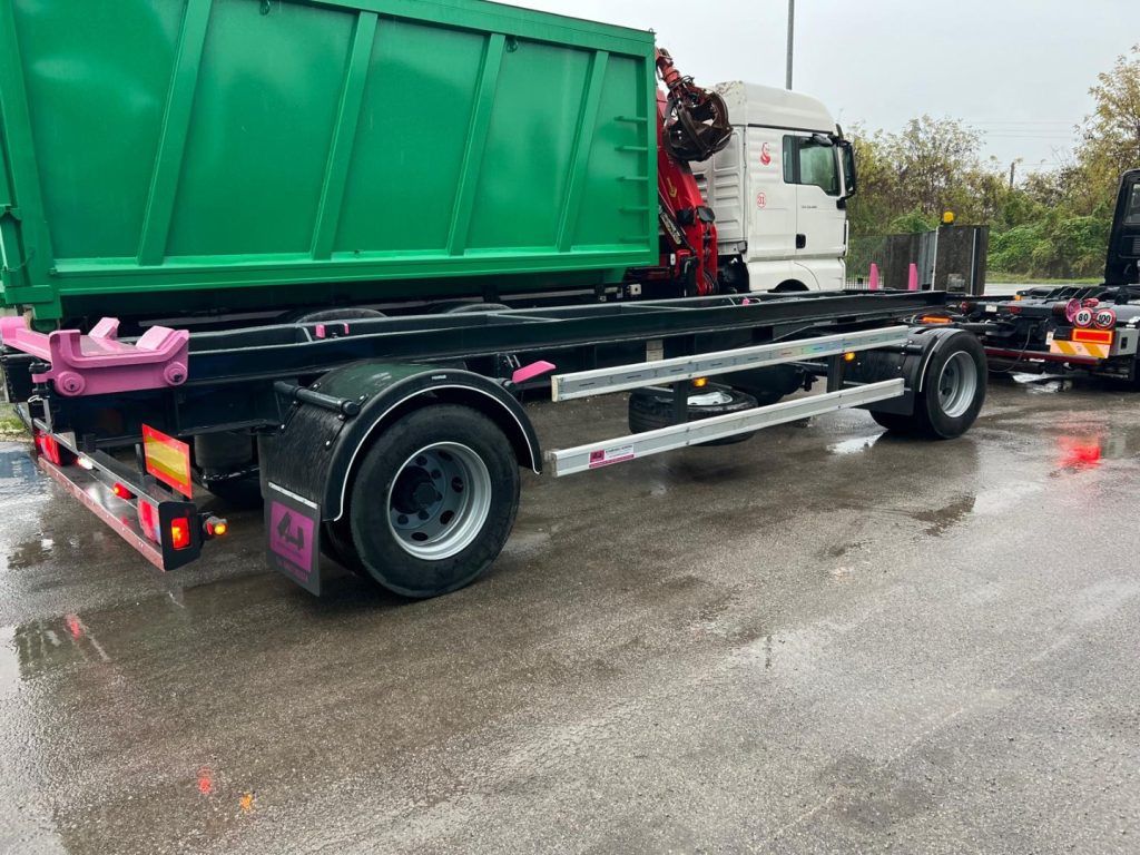 ATLAS RIMORCHIO ATLAS SCARRABILE - Прицеп мультилифт/ Бункеровоз: фото 4 ATLAS RIMORCHIO ATLAS SCARRABILE - Прицеп мультилифт/ Бункеровоз: фото 4