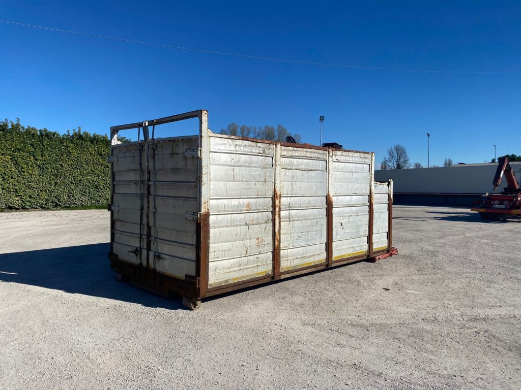 CONTAINER SCARRABILE USATO IN ALLUMINIO A CIELO A - Контейнер для мультилифта: фото 2 CONTAINER SCARRABILE USATO IN ALLUMINIO A CIELO A - Контейнер для мультилифта: фото 2