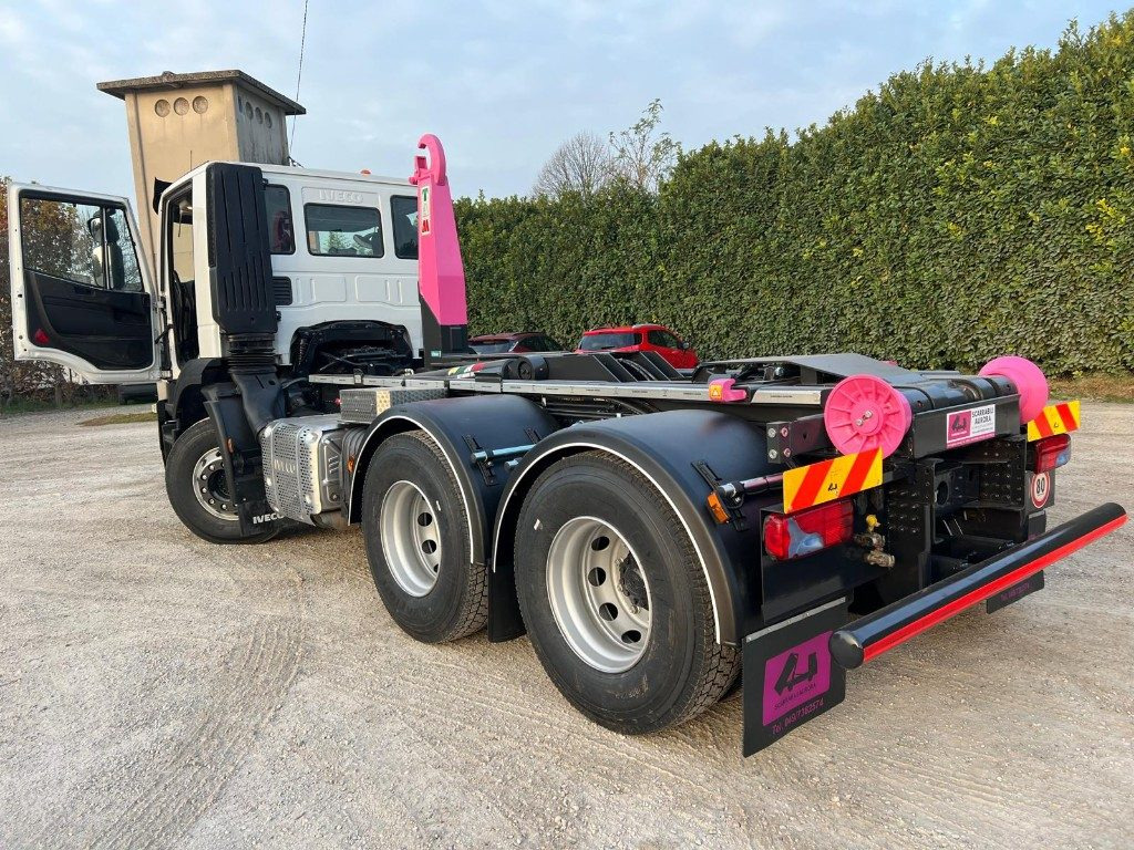 IVECO STRALIS 460 X-WAY SCARRABILE 6X4 - Крюковой мультилифт: фото 5 IVECO STRALIS 460 X-WAY SCARRABILE 6X4 - Крюковой мультилифт: фото 5