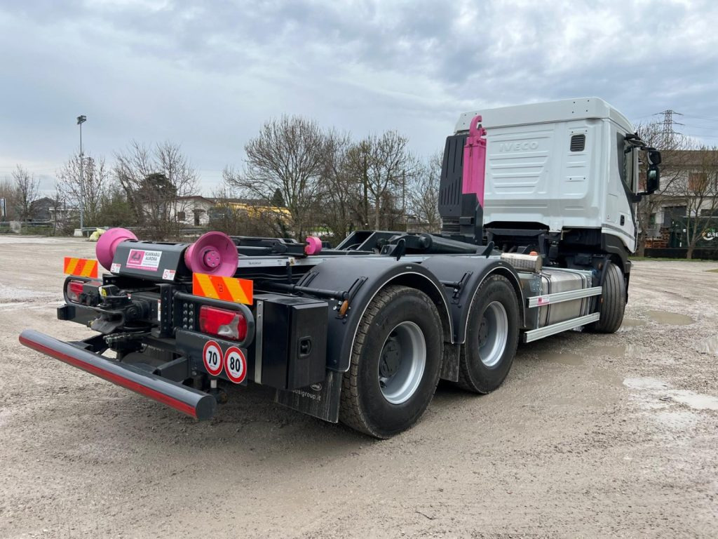 IVECO STRALIS X-WAY 510 TRAKKER SCARRABILE - Крюковой мультилифт: фото 5 IVECO STRALIS X-WAY 510 TRAKKER SCARRABILE - Крюковой мультилифт: фото 5
