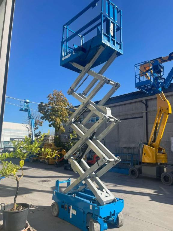Ножничный подъемник Genie GS-1932: фото 17