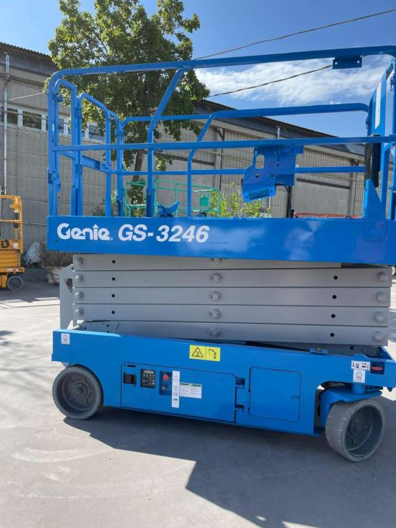 Genie GS-3246 - Ножничный подъемник: фото 4 Genie GS-3246 - Ножничный подъемник: фото 4