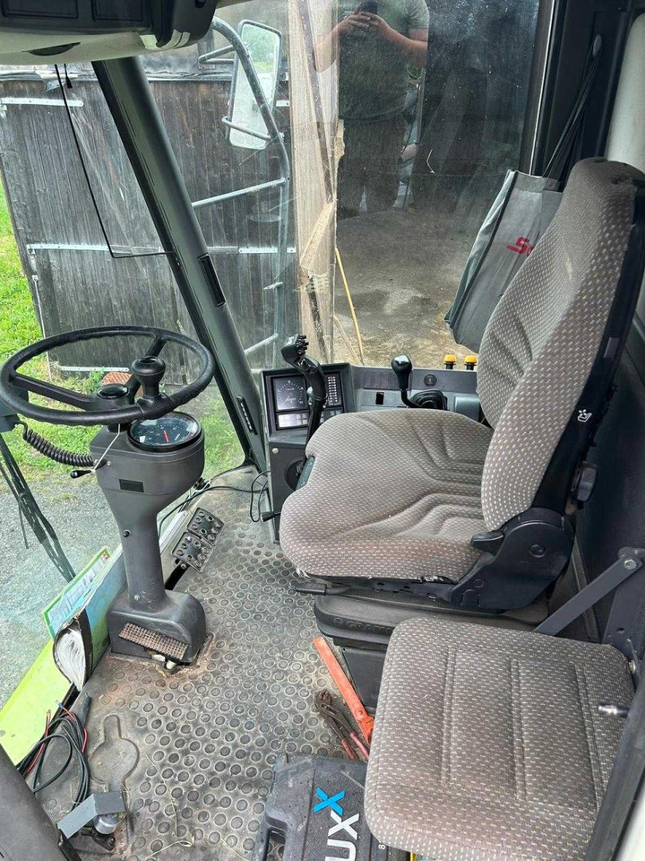 Зерноуборочный комбайн CLAAS Medion 310: фото 7 Зерноуборочный комбайн CLAAS Medion 310: фото 7