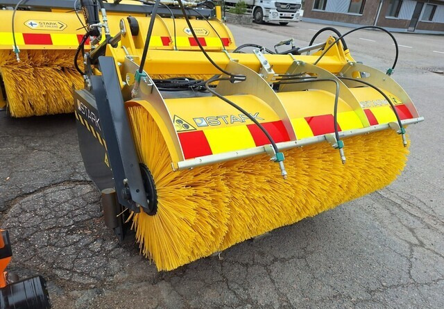 StarkKAH1600 ST - Щетка: фото 1 StarkKAH1600 ST - Щетка: фото 1