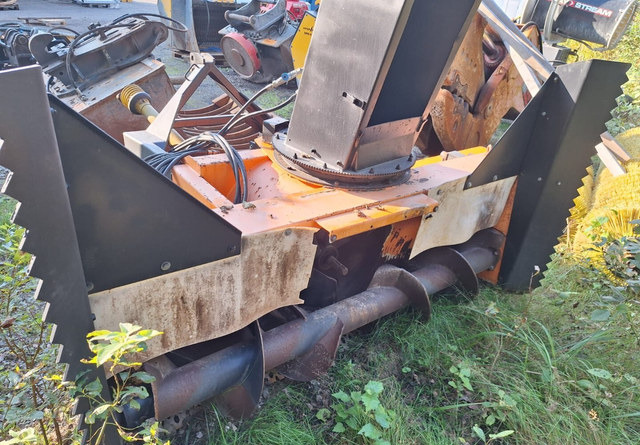 WestbjörnS2450 - Роторный снегоочиститель: фото 2 WestbjörnS2450 - Роторный снегоочиститель: фото 2