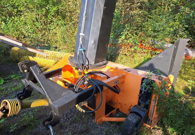 WestbjörnS2450 - Роторный снегоочиститель: фото 5 WestbjörnS2450 - Роторный снегоочиститель: фото 5