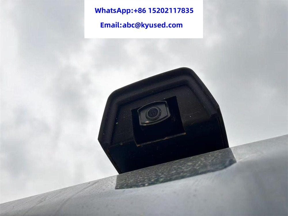 HYUNDAI HX220S - Гусеничный экскаватор: фото 5 HYUNDAI HX220S - Гусеничный экскаватор: фото 5