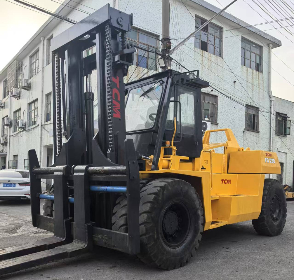 TCM FD230 23ton 25 ton FD250 FD200 FD160 15 ton 16 ton diesel forklift - Дизельный погрузчик: фото 5 TCM FD230 23ton 25 ton FD250 FD200 FD160 15 ton 16 ton diesel forklift - Дизельный погрузчик: фото 5