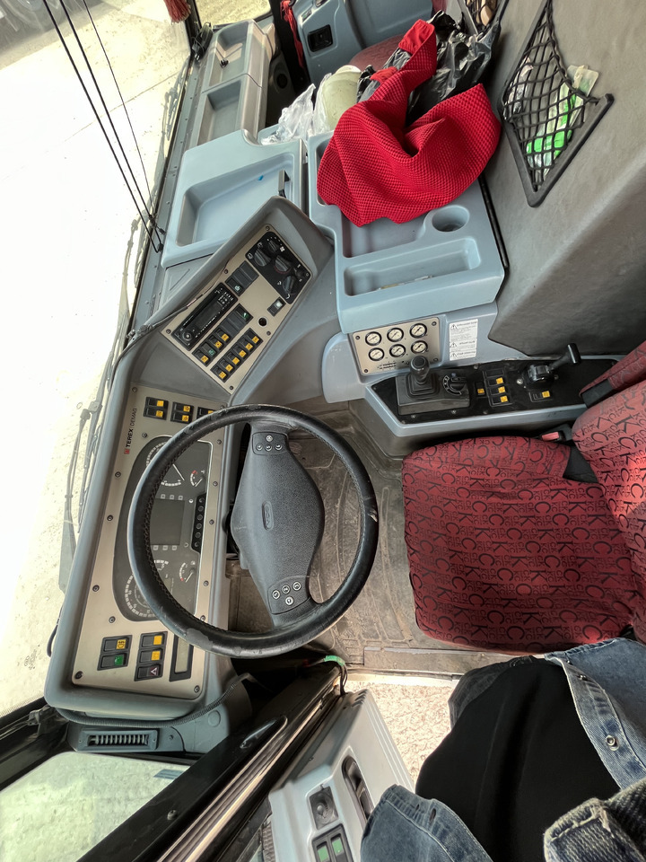 TEREX AC300 AC250 300 ton terex truck crane - Мобильный кран: фото 4 TEREX AC300 AC250 300 ton terex truck crane - Мобильный кран: фото 4