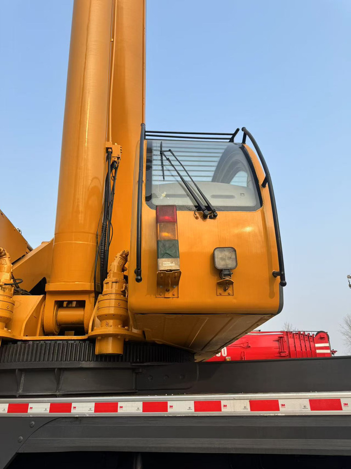Вседорожный кран XCMG QAY240 XCT240 XCA240 QY240K 240ton 250ton 300ton 260ton 200ton 220ton crane: фото 10
