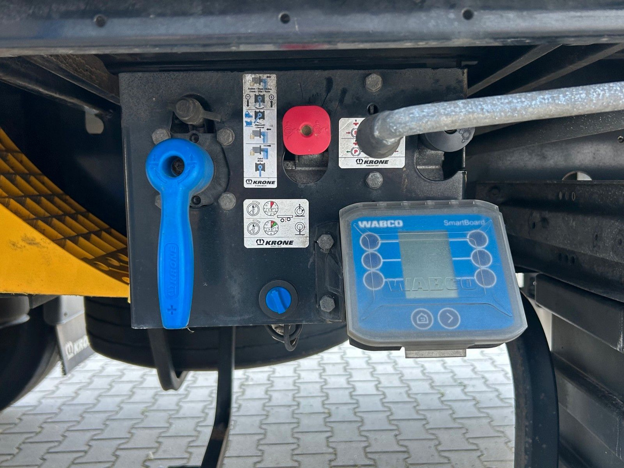 Тентованный полуприцеп Krone SDP27 | Liftachse, Palettenkasten, Iceprotect: фото 10 Тентованный полуприцеп Krone SDP27 | Liftachse, Palettenkasten, Iceprotect: фото 10