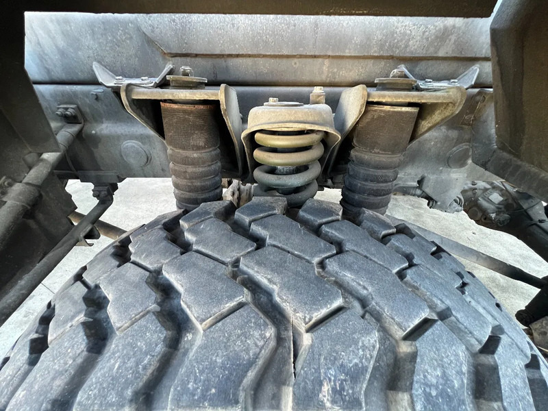 Грузовик MAN KAT 25.422DFAEG 6X6 CABIN CHASSIS - TWIST LOCKS SYSTEM: фото 14 Грузовик MAN KAT 25.422DFAEG 6X6 CABIN CHASSIS - TWIST LOCKS SYSTEM: фото 14