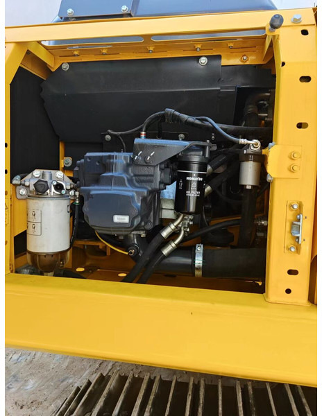 Komatsu PC220-8 - Гусеничный экскаватор: фото 4 Komatsu PC220-8 - Гусеничный экскаватор: фото 4