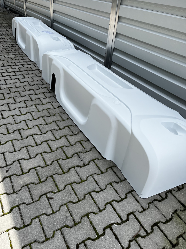 Zderzak tylny do AUTOBUSU VDL EURO 5 VDL FUTURA euro 5 - Бампер для Туристических автобусов: фото 2 Zderzak tylny do AUTOBUSU VDL EURO 5 VDL FUTURA euro 5 - Бампер для Туристических автобусов: фото 2