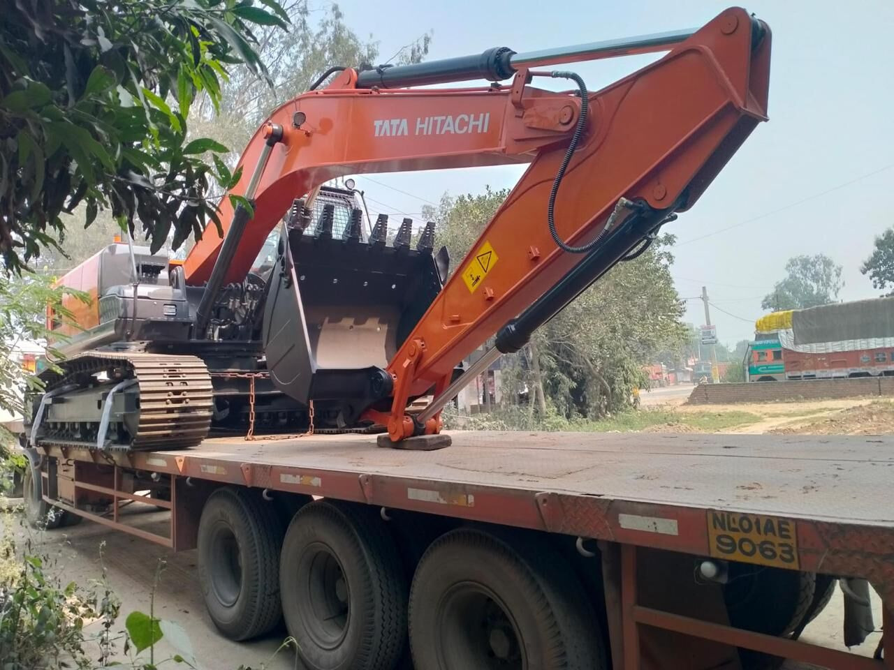 New Hitachi ZX220 LC tracked excavator - Гусеничный экскаватор: фото 2 New Hitachi ZX220 LC tracked excavator - Гусеничный экскаватор: фото 2