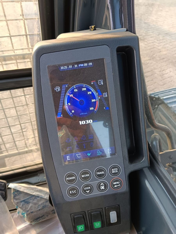 New Hyundai R215L tracked excavator - Гусеничный экскаватор: фото 2 New Hyundai R215L tracked excavator - Гусеничный экскаватор: фото 2