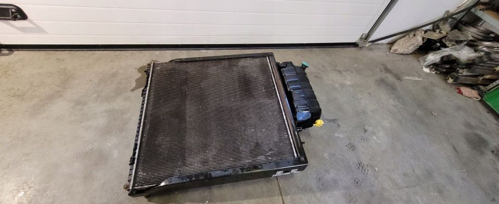 CHLODNICE MAN TGX E6 SZCZELNE ORYGINAŁ 90cm. - Радиатор для Грузовиков: фото 4 CHLODNICE MAN TGX E6 SZCZELNE ORYGINAŁ 90cm. - Радиатор для Грузовиков: фото 4