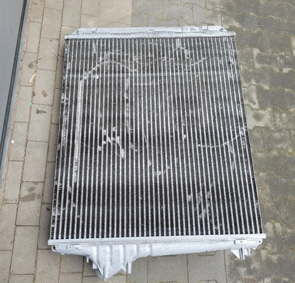 INTERCOOLER RENAULT GAMA T ORYGINAL SZCZELNA 7421892738 CHWALIM116 - Интеркулер для Грузовиков: фото 2 INTERCOOLER RENAULT GAMA T ORYGINAL SZCZELNA 7421892738 CHWALIM116 - Интеркулер для Грузовиков: фото 2