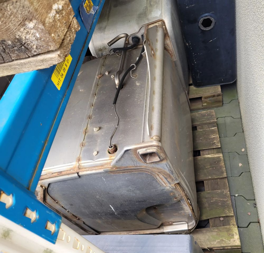 KATALIZATOR MERCEDES ACTROS E5 BEZ ADBULE - Катализатор для Грузовиков: фото 1 KATALIZATOR MERCEDES ACTROS E5 BEZ ADBULE - Катализатор для Грузовиков: фото 1