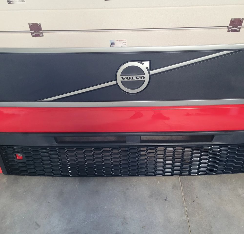 MASKA ATRAPA VOLVO FH5 FH4 LIFT ALU NM.ORYGINAŁ CHWALIM116 - Кузов и экстерьер для Грузовиков: фото 4 MASKA ATRAPA VOLVO FH5 FH4 LIFT ALU NM.ORYGINAŁ CHWALIM116 - Кузов и экстерьер для Грузовиков: фото 4
