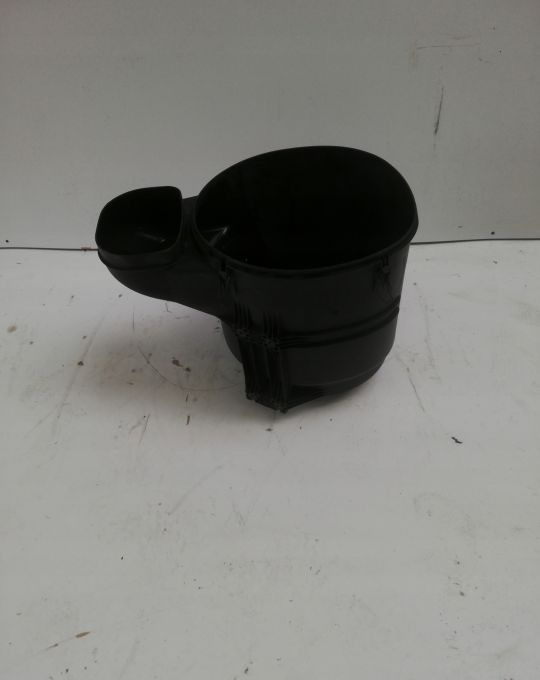 OBUDOWA FILTRA POWIETRZA VOLVO FH4 FH13 - Воздушный фильтр для Грузовиков: фото 1 OBUDOWA FILTRA POWIETRZA VOLVO FH4 FH13 - Воздушный фильтр для Грузовиков: фото 1