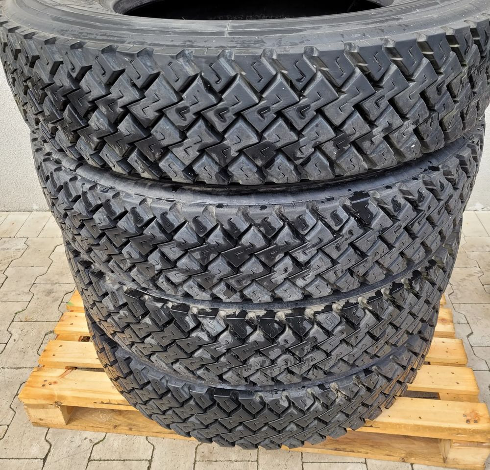 OPONA MICHELIN 10R XZA R 22.5 CENA ZA SZT. - Шина для Грузовиков: фото 5 OPONA MICHELIN 10R XZA R 22.5 CENA ZA SZT. - Шина для Грузовиков: фото 5