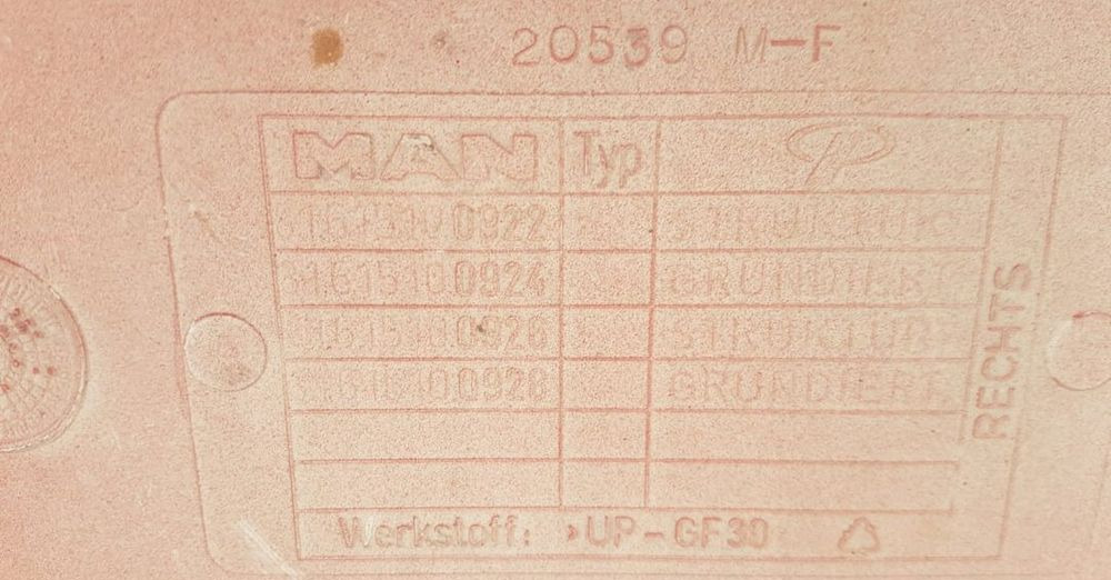 STOPNICA WŁAZ MAN TGX EURO6 RH. ORYGINAŁ - Боковая подножка для Грузовиков: фото 3 STOPNICA WŁAZ MAN TGX EURO6 RH. ORYGINAŁ - Боковая подножка для Грузовиков: фото 3
