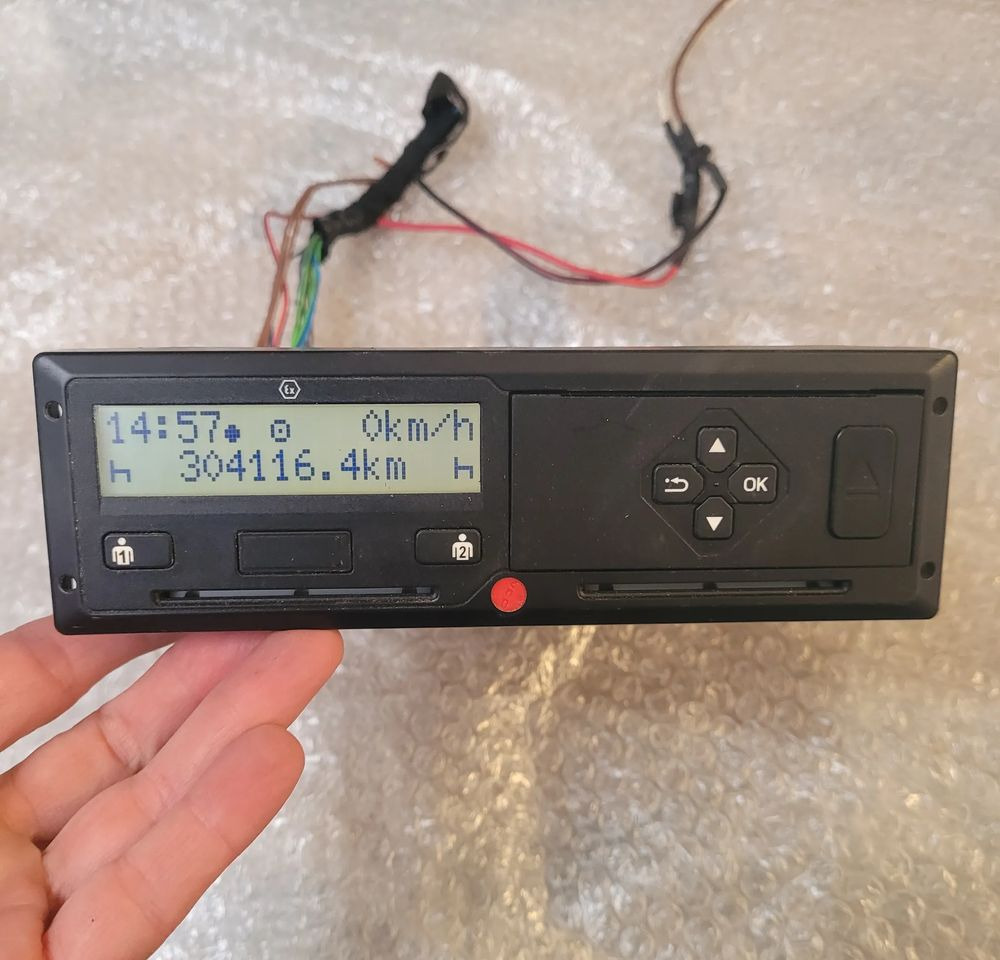 TACHOGRAF SCANIA 2278386 R 2.2a CHWALIM116 - Тахограф для Грузовиков: фото 1 TACHOGRAF SCANIA 2278386 R 2.2a CHWALIM116 - Тахограф для Грузовиков: фото 1