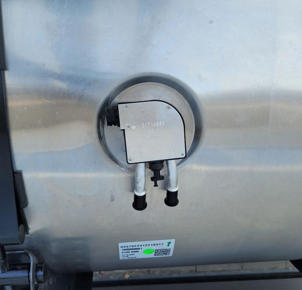 ZBIORNIK PALIWA VOLVO FH4 FH5 215164455 650L 160X70X70CM CHWALIM116 - Подготовка топлива для Грузовиков: фото 4 ZBIORNIK PALIWA VOLVO FH4 FH5 215164455 650L 160X70X70CM CHWALIM116 - Подготовка топлива для Грузовиков: фото 4