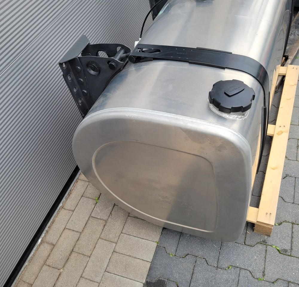 ZBIORNIK PALIWA VOLVO FH4 FH5 GAMA 140X70X70CM 21516453 570L CHWALIM116 - Подготовка топлива для Грузовиков: фото 2 ZBIORNIK PALIWA VOLVO FH4 FH5 GAMA 140X70X70CM 21516453 570L CHWALIM116 - Подготовка топлива для Грузовиков: фото 2