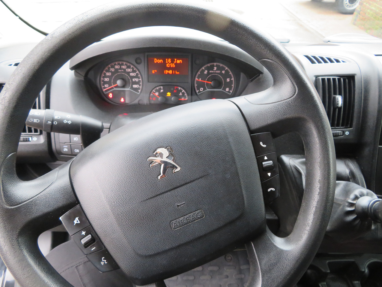 Легковой фургон Peugeot Boxer 2.0blue HDI: фото 18