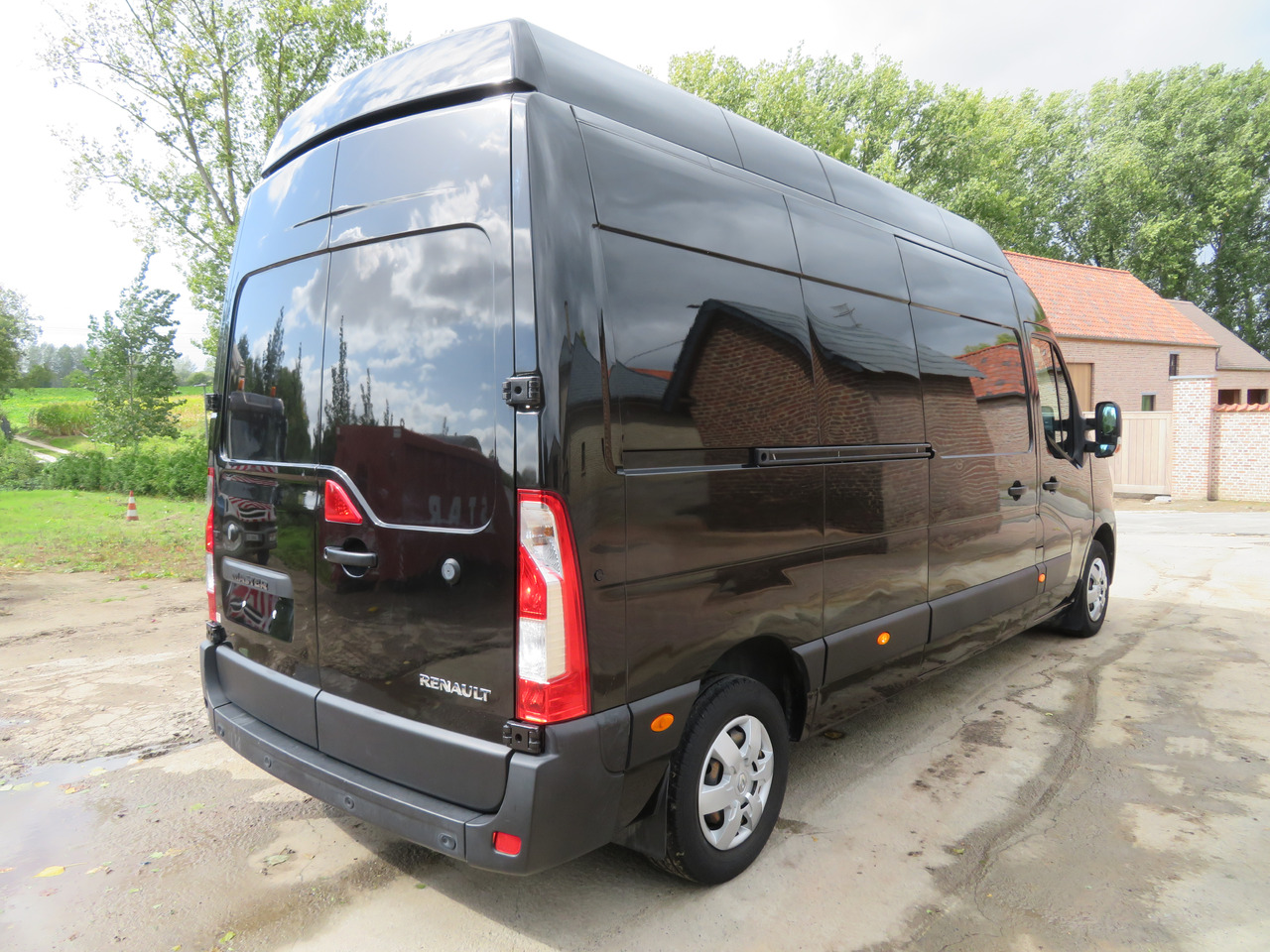 Цельнометаллический фургон Renault Master 2.3dCi Grand Confort - L3H3: фото 7
