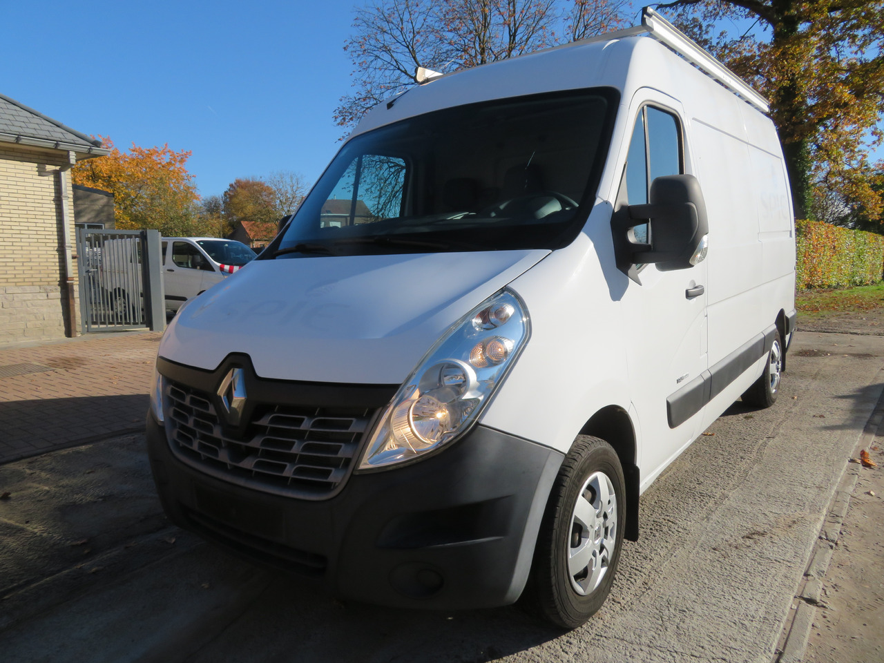 Renault Master 2.3dCi - L2H2 - Цельнометаллический фургон: фото 3 Renault Master 2.3dCi - L2H2 - Цельнометаллический фургон: фото 3
