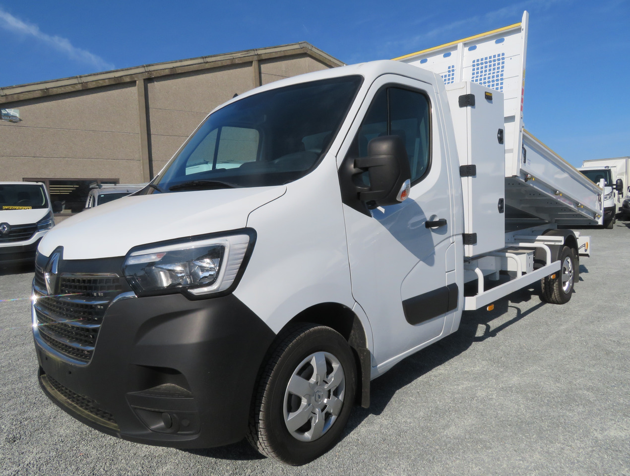 Renault master 2.3dci - L3H1 - Kipper - Малотоннажный самосвал: фото 3 Renault master 2.3dci - L3H1 - Kipper - Малотоннажный самосвал: фото 3