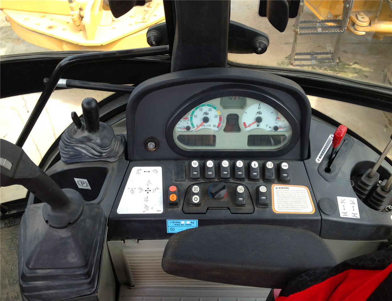 CAT 420F Backhoe Loader - Экскаватор-погрузчик: фото 5 CAT 420F Backhoe Loader - Экскаватор-погрузчик: фото 5