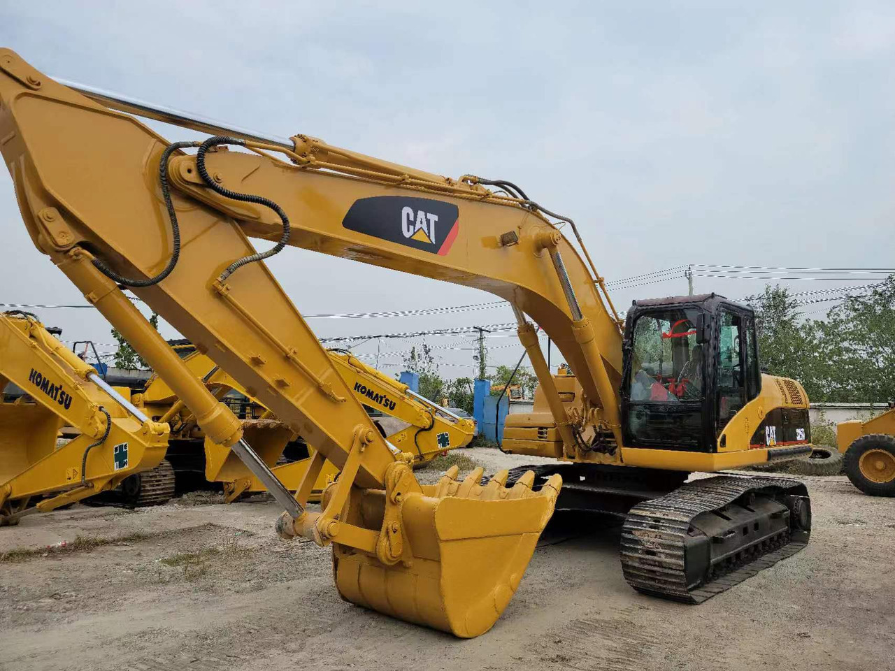 CATERPILLAR 325D - Гусеничный экскаватор: фото 4 CATERPILLAR 325D - Гусеничный экскаватор: фото 4