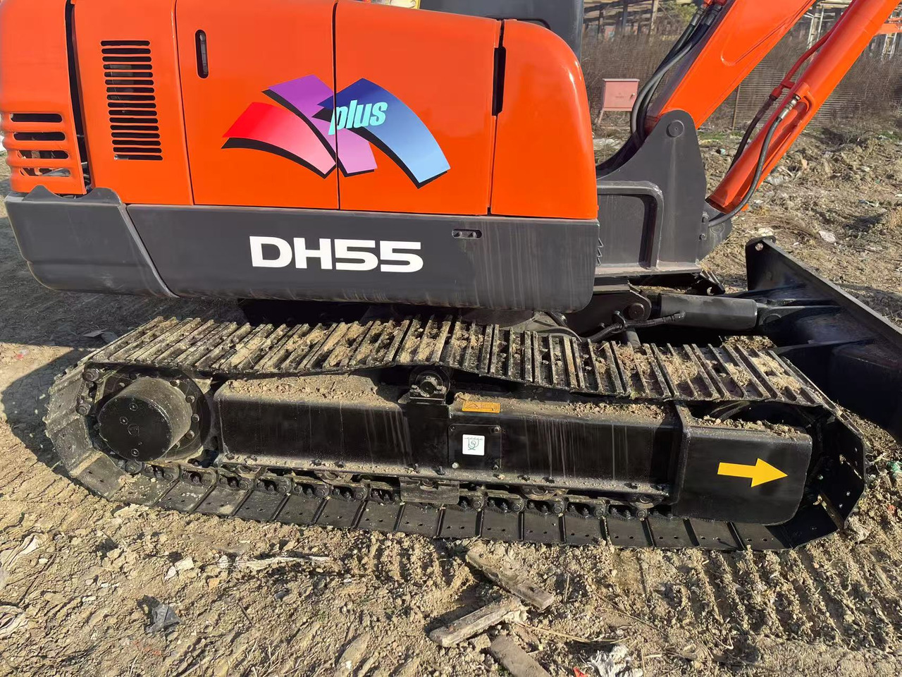DOOSAN DH55 - Гусеничный экскаватор: фото 1 DOOSAN DH55 - Гусеничный экскаватор: фото 1
