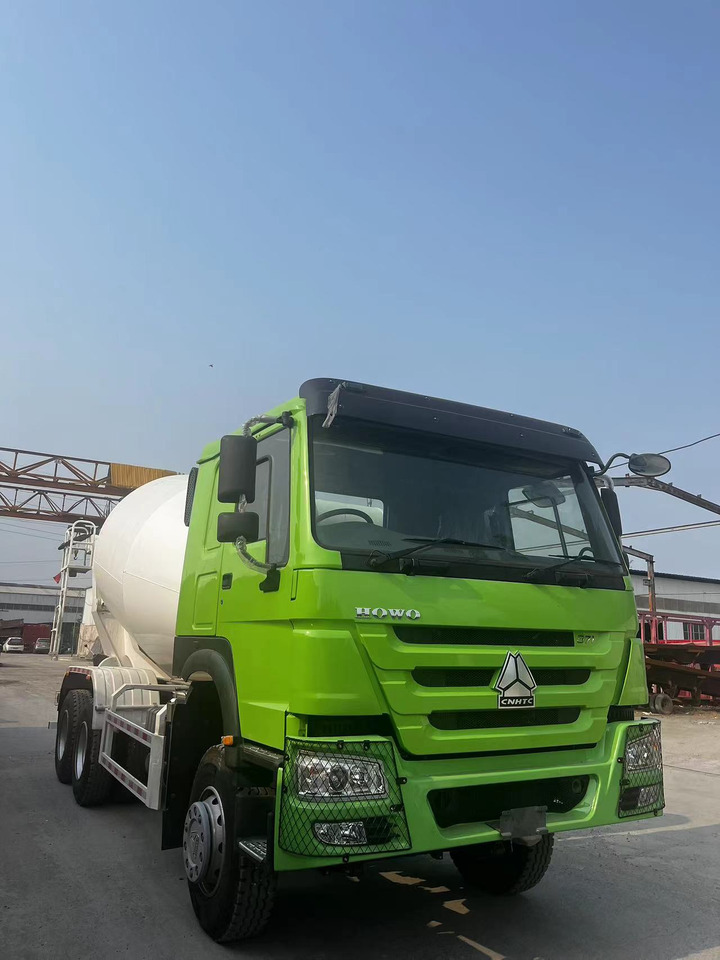 HOWO Cement Mixer Truck 6*4 - Автобетоносмеситель: фото 3 HOWO Cement Mixer Truck 6*4 - Автобетоносмеситель: фото 3