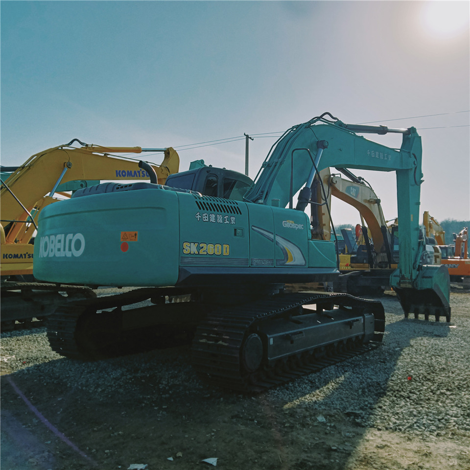 KOBELCO SK260D - Гусеничный экскаватор: фото 5 KOBELCO SK260D - Гусеничный экскаватор: фото 5