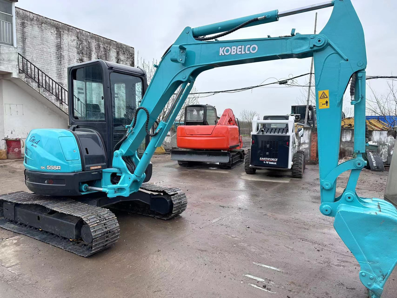 KOBELCO SK55 - Мини-экскаватор: фото 1 KOBELCO SK55 - Мини-экскаватор: фото 1