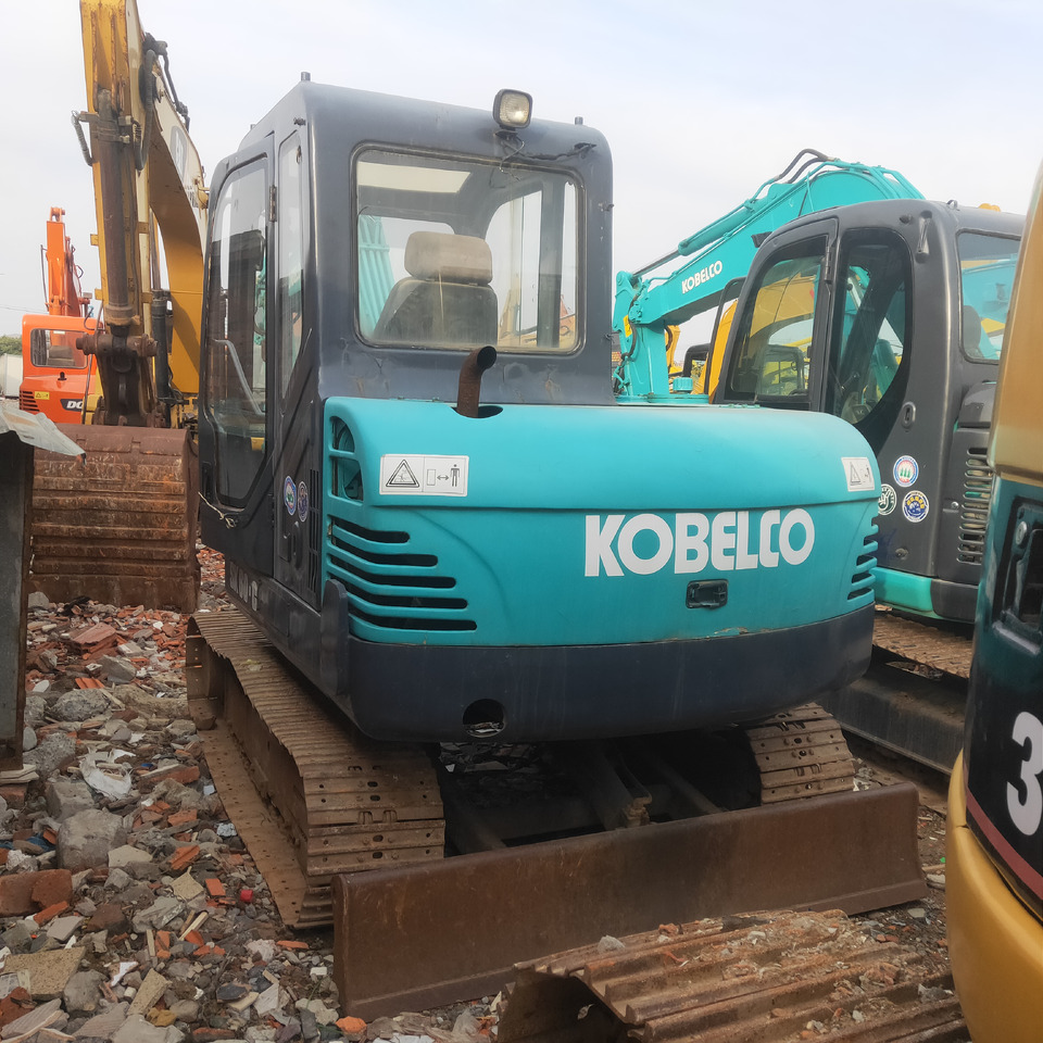 KOBELCO SK60 - Гусеничный экскаватор: фото 4 KOBELCO SK60 - Гусеничный экскаватор: фото 4