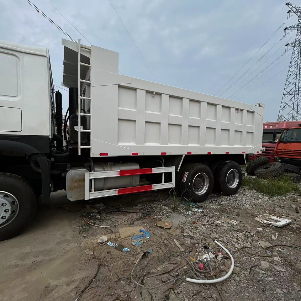 SINOTRUK HOWO 6x4 Dump Truck Click for Discount - Самосвал: фото 3 SINOTRUK HOWO 6x4 Dump Truck Click for Discount - Самосвал: фото 3