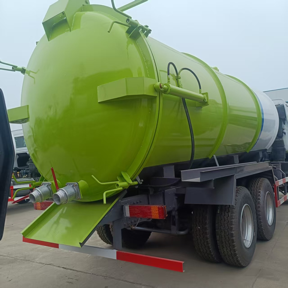 Sinotruk Howo Howo 6x4 Large Vacuum Suction Truck - Ассенизатор: фото 4 Sinotruk Howo Howo 6x4 Large Vacuum Suction Truck - Ассенизатор: фото 4