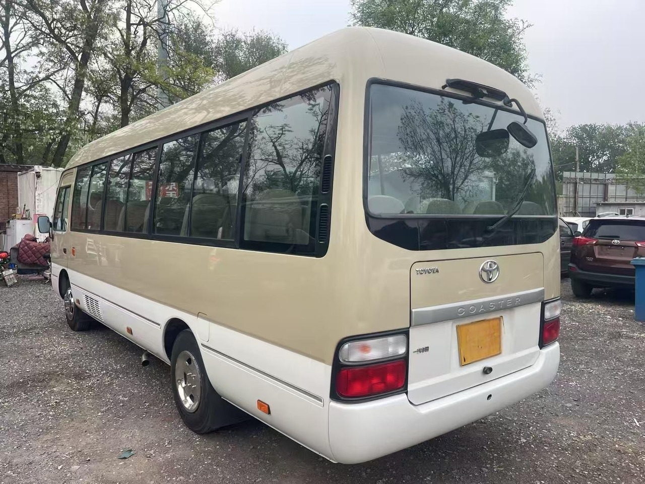 TOYOTA Coaster - Городской автобус: фото 3 TOYOTA Coaster - Городской автобус: фото 3