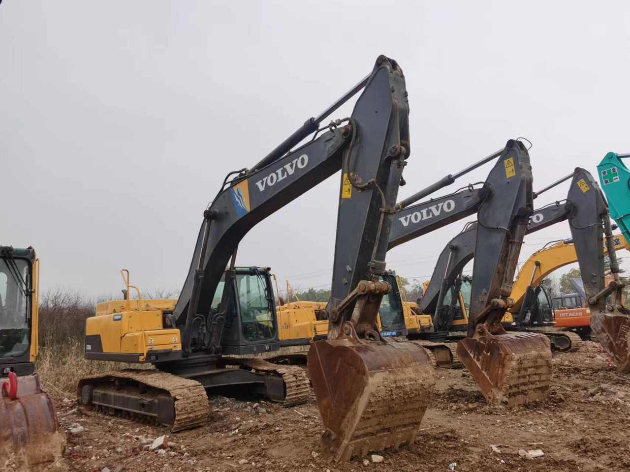 VOLVO EC250D - Гусеничный экскаватор: фото 2 VOLVO EC250D - Гусеничный экскаватор: фото 2