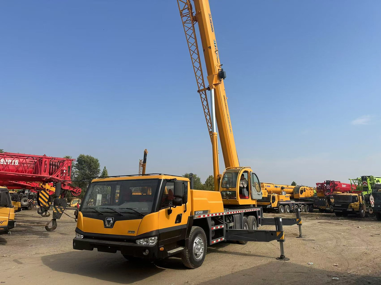 XCMG Crane QY25K5D Good Condition - Кран: фото 1 XCMG Crane QY25K5D Good Condition - Кран: фото 1