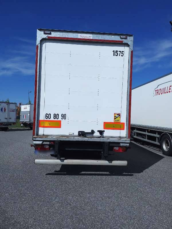 Semi-remorque 3 Essieux SEMI RECONDITONNEE -38 TONNES PORTE RELEVANTE - Полуприцеп-фургон: фото 4 Semi-remorque 3 Essieux SEMI RECONDITONNEE -38 TONNES PORTE RELEVANTE - Полуприцеп-фургон: фото 4