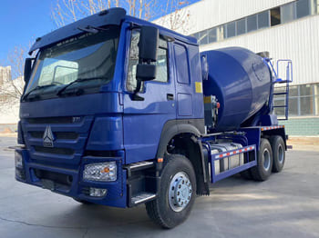 SINOTRUK Cement Mixer Lorry for Sale in Namibia - Автобетоносмеситель: фото 2 SINOTRUK Cement Mixer Lorry for Sale in Namibia - Автобетоносмеситель: фото 2