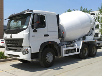 SINOTRUK Concrete Mixer Truck for Sale in Ghana - Автобетоносмеситель: фото 1 SINOTRUK Concrete Mixer Truck for Sale in Ghana - Автобетоносмеситель: фото 1